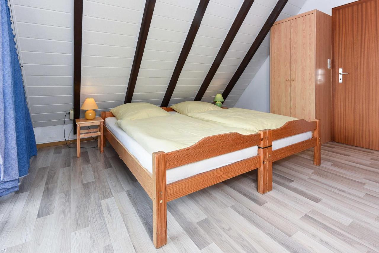 Ferienhaus Leuchtturm Bensersiel Habitación foto