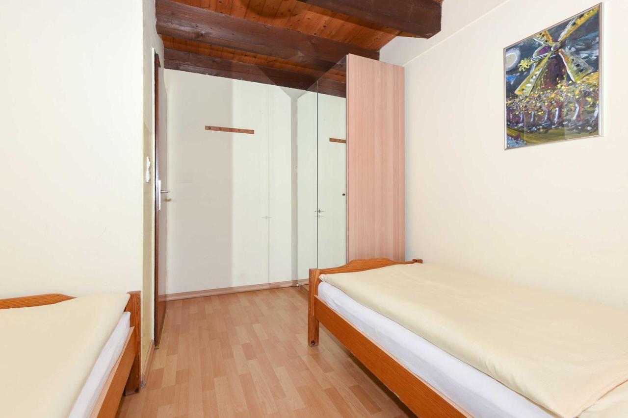 Ferienhaus Leuchtturm Bensersiel Habitación foto